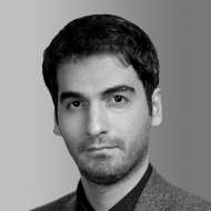 آرش آقاکریمی